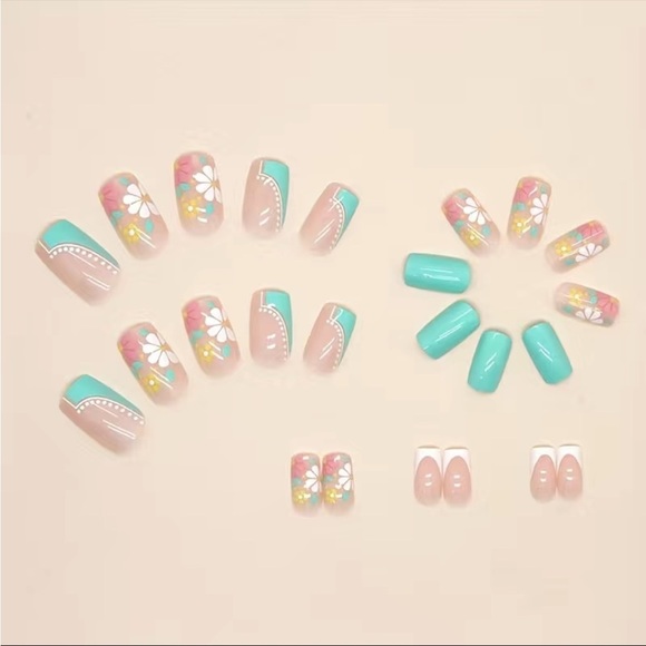 Acrylic Square Tip Flower Fantasy Medium Length Manicure Nails Professional - Picture 4 of 6